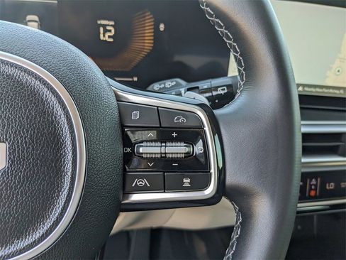 Certified 2025 Kia Sorento EX image 35