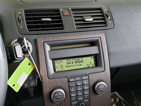 Used 2012 Volvo C70 T5 w/ Climate Pkg image 18