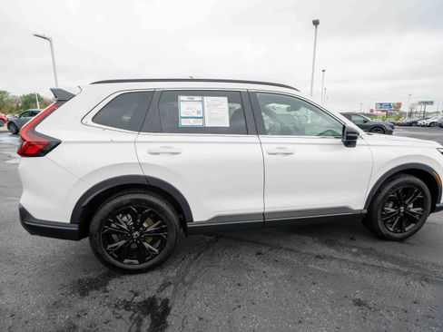 Used 2025 Honda CR-V Sport Touring image 6