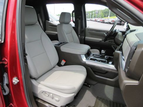 Certified 2024 Chevrolet Silverado 1500 LTZ w/ LTZ Convenience Package II AWD/4WD image 24
