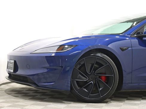 Used 2024 Tesla Model 3 Performance AWD/4WD image 2