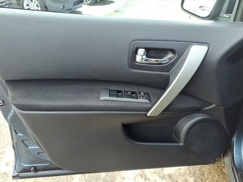 Used 2012 Nissan Rogue S image 13