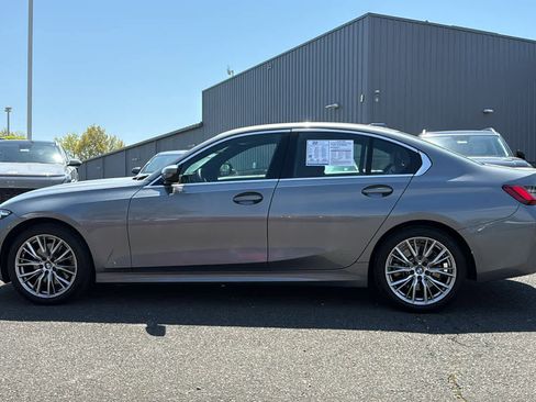 Used 2024 BMW 330i xDrive Sedan w/ Convenience Package AWD/4WD image 4
