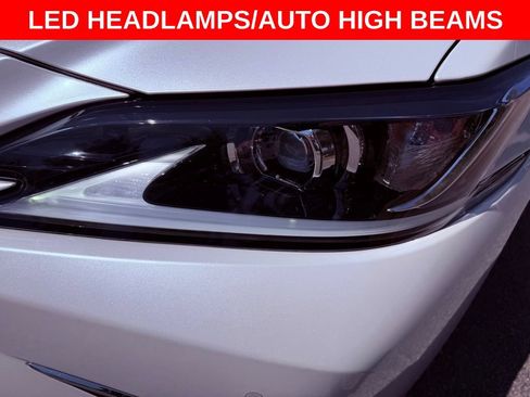 Certified 2024 Lexus ES 350 w/ Premium Package FWD image 9