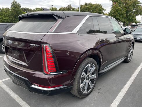 Certified 2026 Cadillac Escalade IQ Luxury 2 AWD/4WD image 2