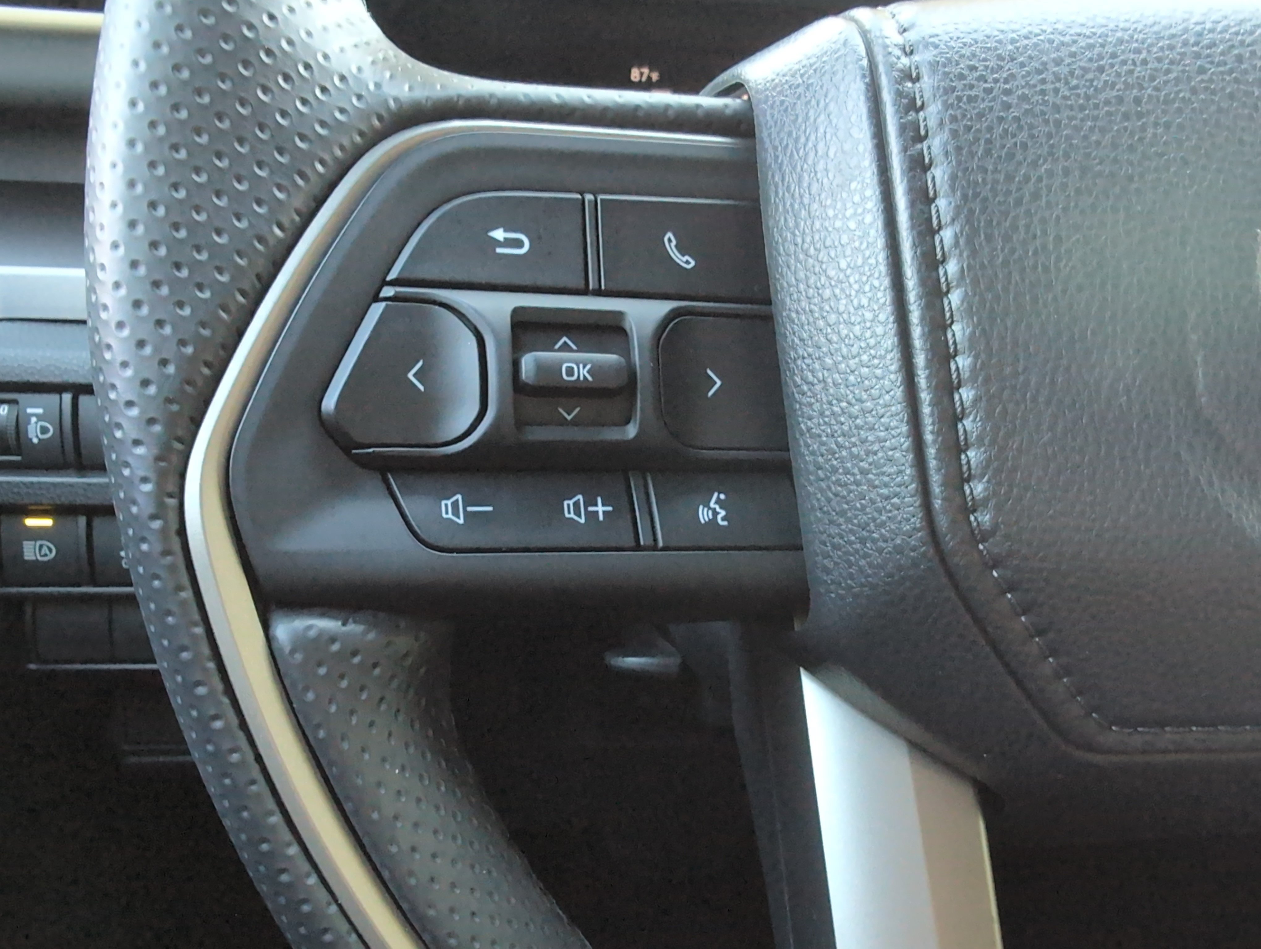 Certified 2026 Toyota 4Runner SR5 RWD image 19