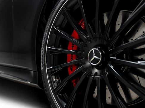 Used 2025 Mercedes-Benz S 63 AMG S image 25