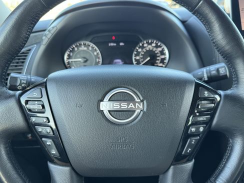 Used 2023 Nissan Armada SV image 9