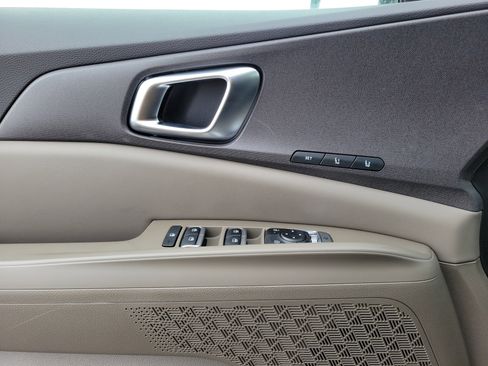 New 2026 Kia Carnival SX image 13