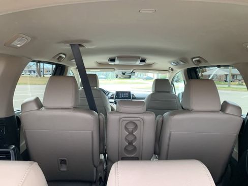 Used 2018 Honda Odyssey EX-L image 9