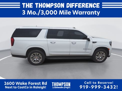 Used 2021 GMC Yukon XL Denali RWD image 2