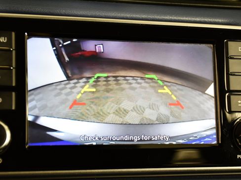 Used 2025 Nissan Versa SV FWD image 27