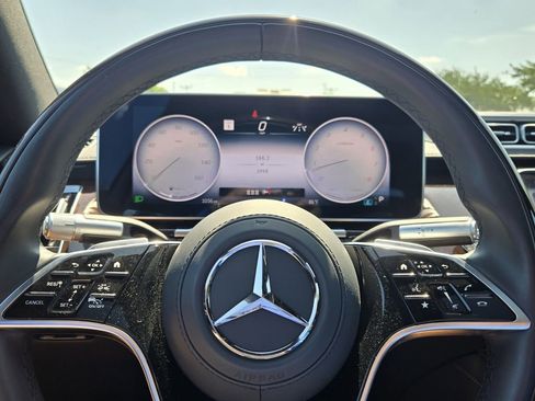 Used 2025 Mercedes-Benz S 500 4MATIC image 21