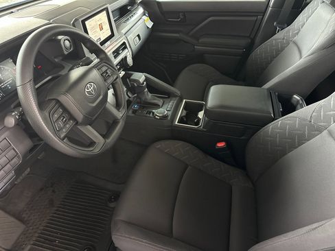 New 2025 Toyota Tacoma SR5 image 9