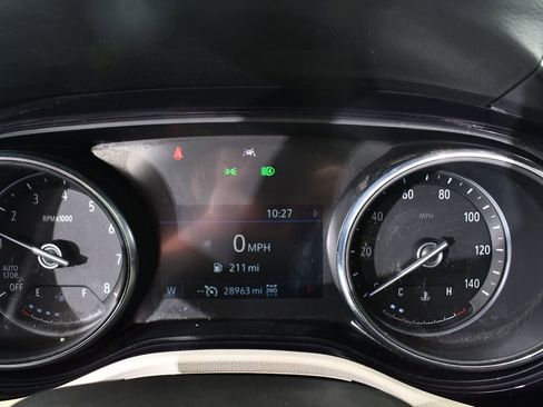 Used 2022 Buick Encore GX Essence w/ Experience Buick Package image 25
