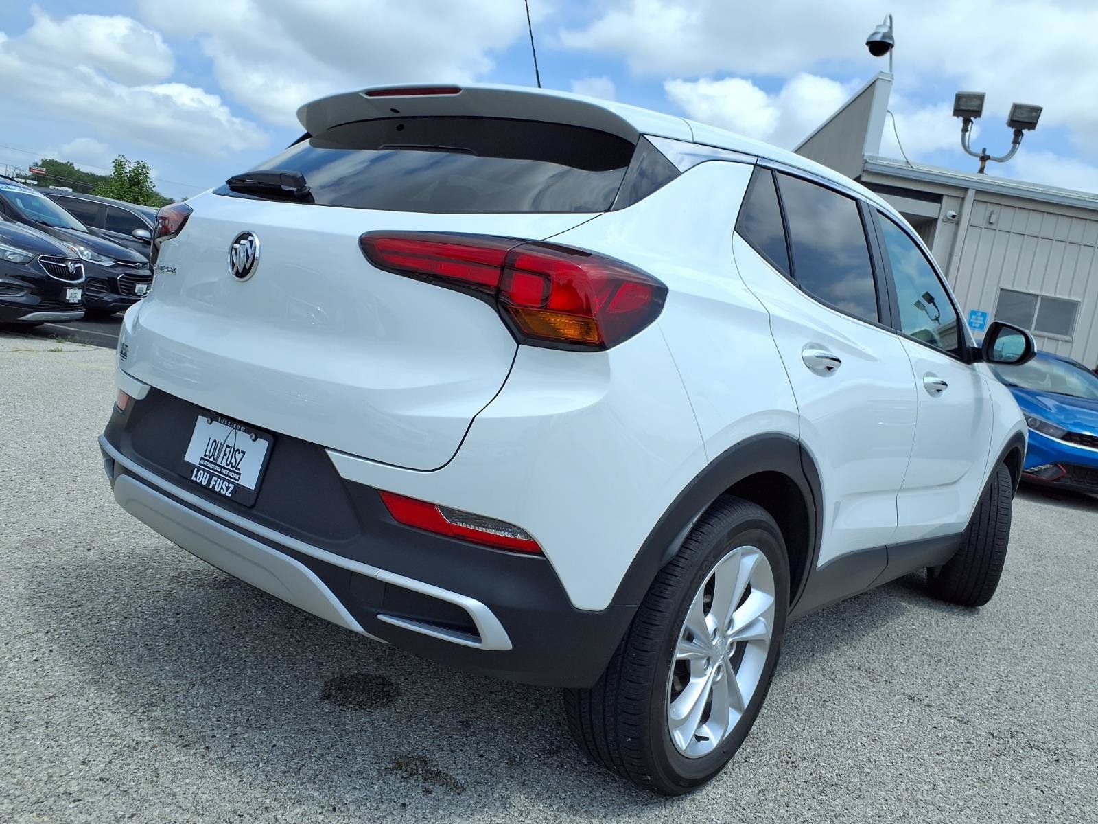 Used 2023 Buick Encore GX Preferred w/ Cold Weather Comfort Package FWD image 33