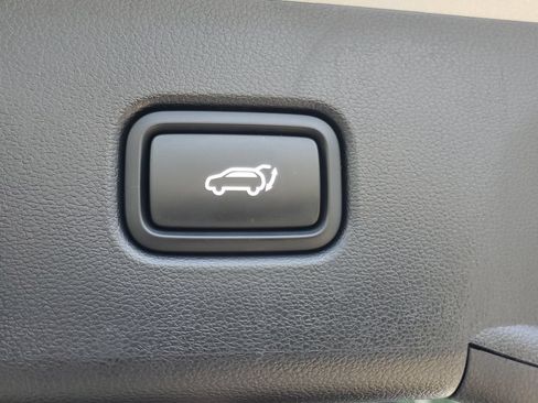 Used 2022 Hyundai Tucson SEL w/ Convenience + Premium Package FWD image 10