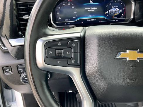 Used 2025 Chevrolet Silverado 2500 LT w/ Convenience Package image 22