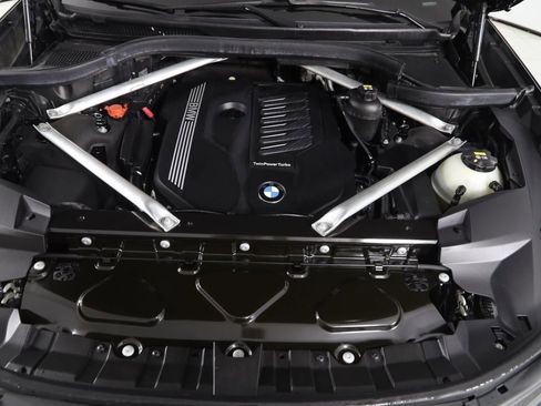 Used 2020 BMW X7 xDrive40i w/ Premium Package image 61