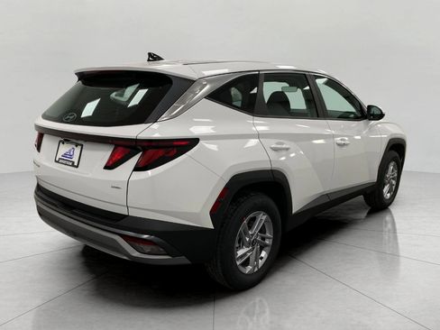 New 2026 Hyundai Tucson SE image 3