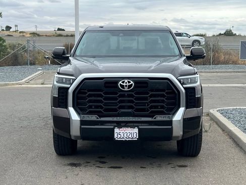Used 2023 Toyota Tundra Limited w/ TRD Off-Road Package AWD/4WD image 11
