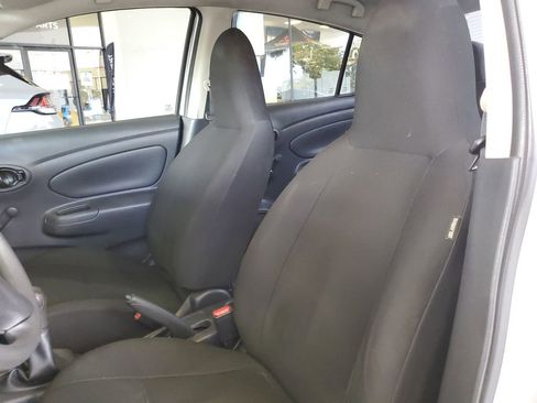 Used 2015 Nissan Versa S image 17