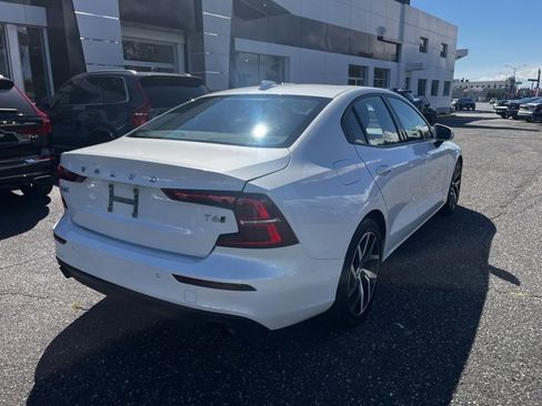 Used 2019 Volvo S60 T6 Momentum image 10