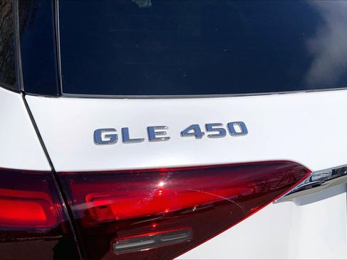 New 2026 Mercedes-Benz GLE 450 4MATIC image 19
