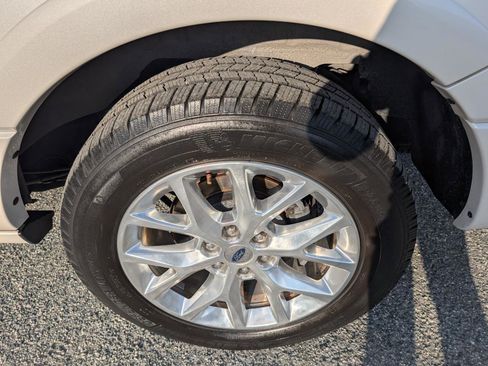 Used 2017 Ford Expedition EL Limited w/ Equipment Group 301A image 10