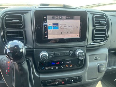 Used 2025 RAM ProMaster 2500 w/ Convenience Group image 22