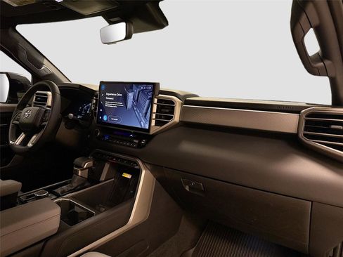 Used 2026 Toyota Tundra Limited image 28