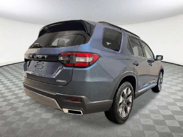 New 2026 Honda Pilot Touring image 6