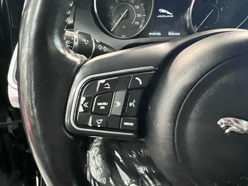 Used 2018 Jaguar E-PACE S image 17