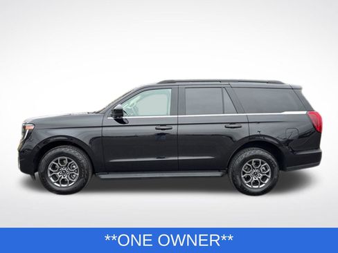 Certified 2025 Ford Expedition Active AWD/4WD image 3