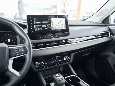 Used 2025 Mitsubishi Outlander SEL image 42