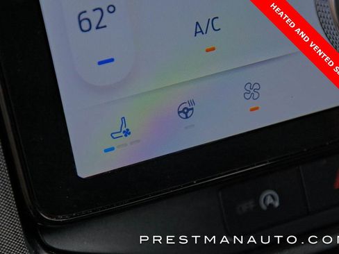 Used 2022 Ford Expedition Platinum image 10