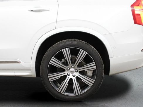 Certified 2024 Volvo XC90 B6 Plus w/ Protection Package Premier AWD/4WD image 8