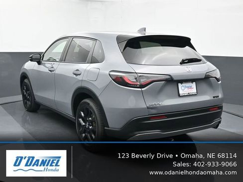 Used 2024 Honda HR-V Sport image 4