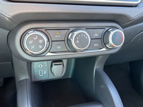 New 2025 Nissan Versa S w/ Trunk Package image 27