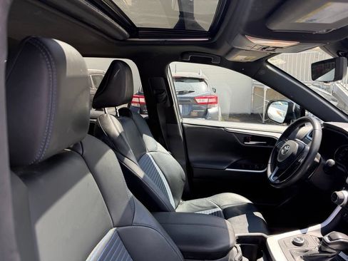 Used 2021 Toyota RAV4 XSE AWD/4WD image 11