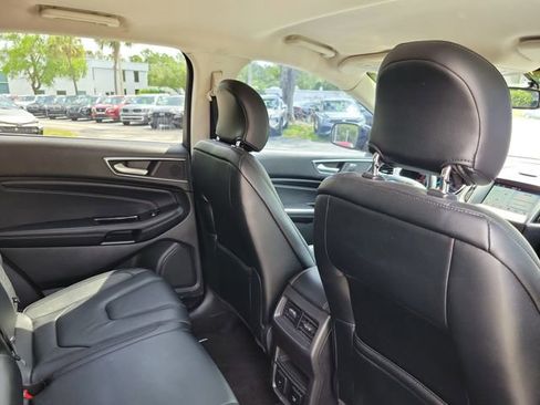 Used 2016 Ford Edge Titanium w/ Technology Package FWD image 30