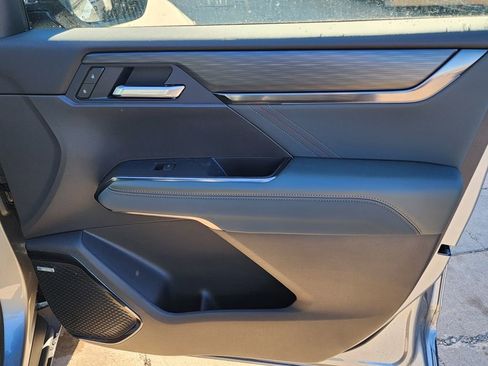 New 2026 GMC Acadia AT4 w/ Luxury Package image 40