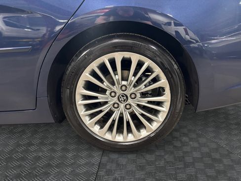 Used 2020 Toyota Avalon Limited w/ Advanced Safety Package image 15