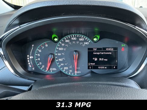 Used 2018 Chevrolet Trax LT w/ LT Convenience Package image 8