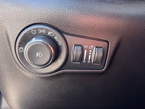 Used 2024 Jeep Compass Limited AWD/4WD image 20