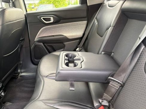 Used 2022 Jeep Compass Latitude AWD/4WD image 61