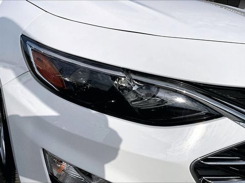 Used 2025 Chevrolet Malibu LT image 29