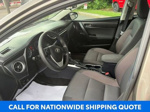 Used 2017 Toyota Corolla LE FWD image 8