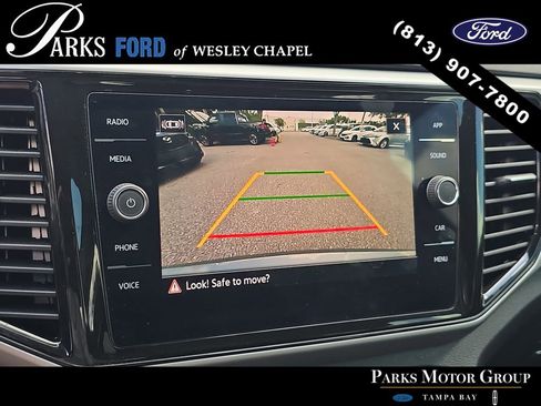 Used 2023 Volkswagen Atlas SE w/ Panoramic Sunroof Package FWD image 24