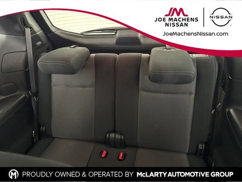 Used 2020 Nissan Pathfinder S image 25